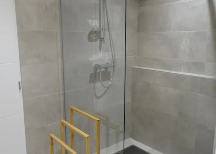 Spacious Cocoon With Two Terraces شقة *