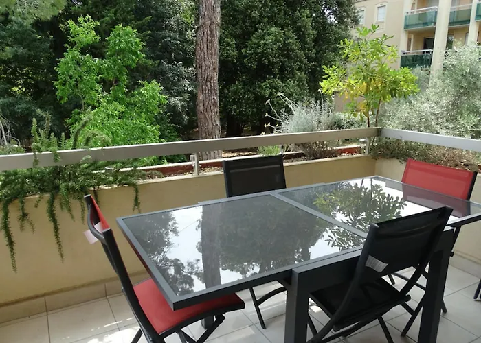 Spacious Cocoon With Two Terraces مونبيلييه