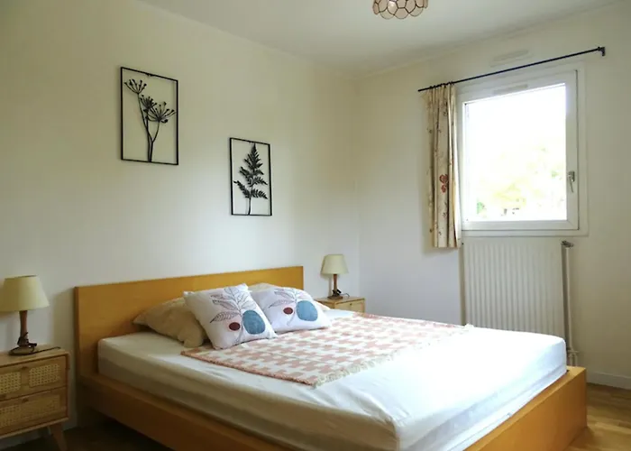 شقة Spacious Cocoon With Two Terraces